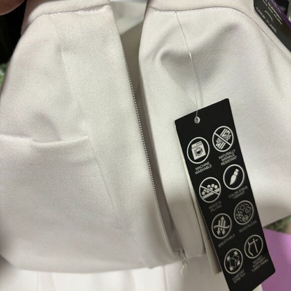 NWT Investments The 5th Ave Fit Women's Size Zip Crop Flare Pants White Plus 24W - Picture 11 of 11